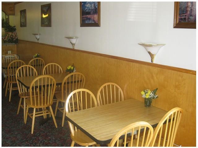 Red Carpet Inn Hillsville Restaurace fotografie